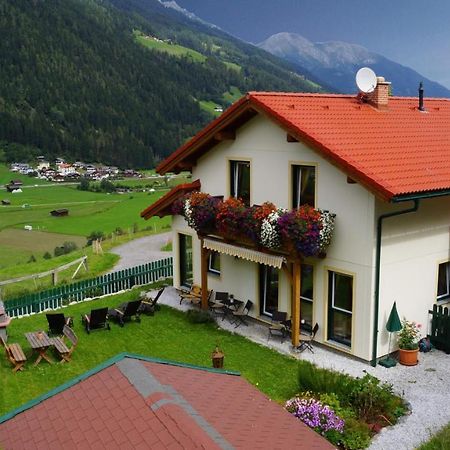 Chalet Olympia Neustift im Stubaital Exterior photo