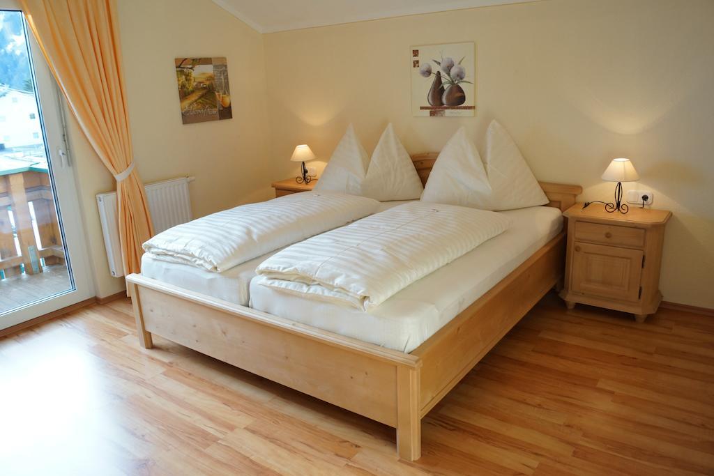 Chalet Olympia Neustift im Stubaital Room photo